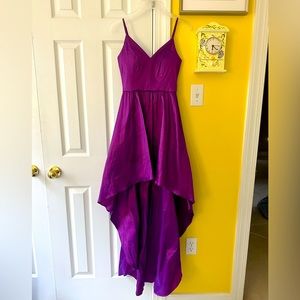 Beautiful homecoming/prom hi-low asymmetrical dress 💜 never worn.
